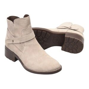 Born Tori Taupe Suede Sz 8.5 NWOT